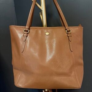 Coach Peyton Leather Zip Top Tote